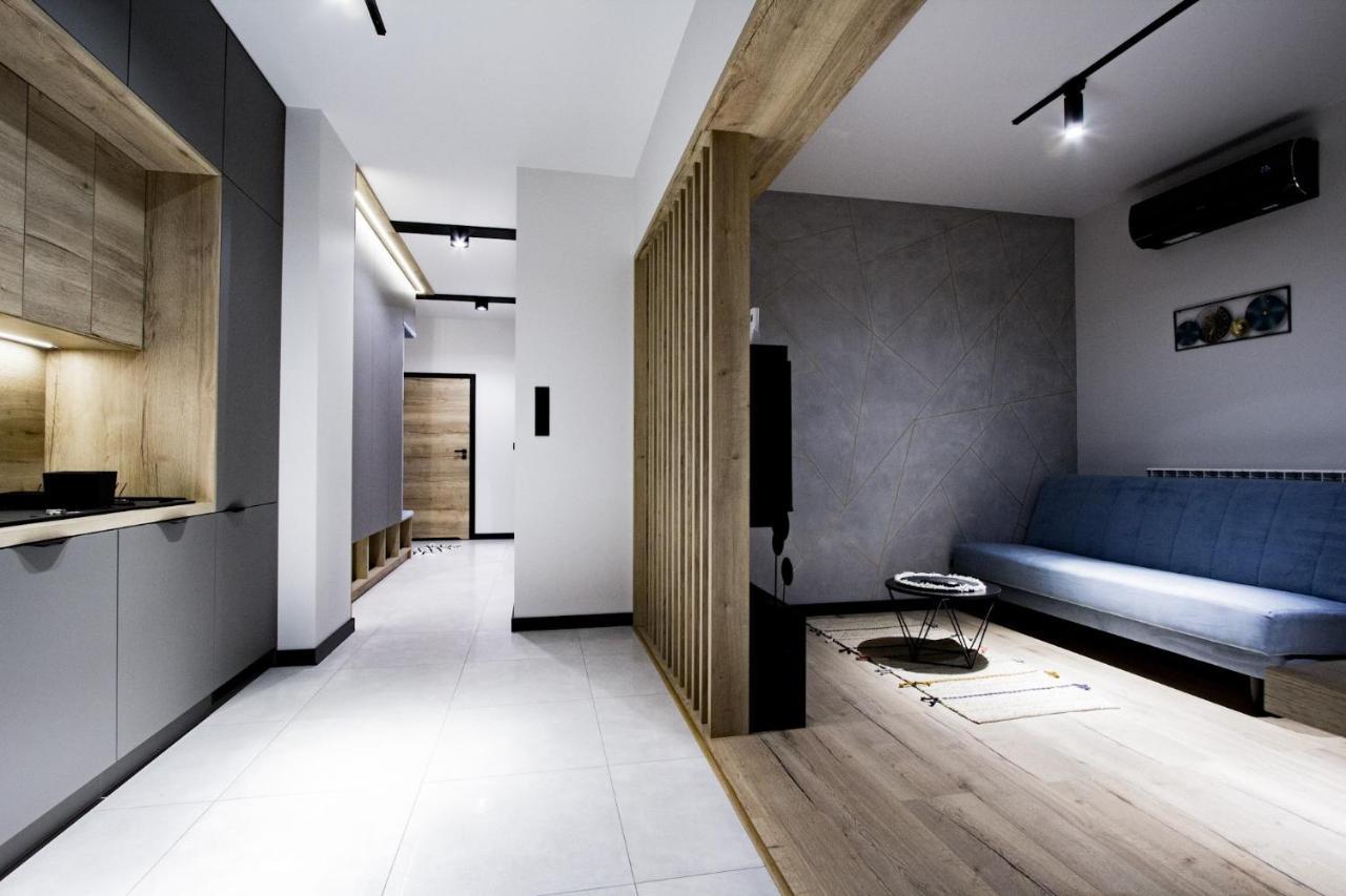 Prestige-28 Apartment Zator Luaran gambar